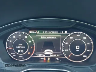 2018 Audi Q5 Premium Plus with VIN WA1BNAFYXJ2079819, listed as a IAAI auction lot 41667923 with 123,319 mi miles. Bid and sale history available at carsss.com. Image 7.