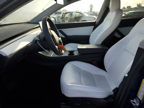 2022 Tesla Model Y Long Range with VIN 7SAYGDEE2NF419229, listed as a Copart auction lot 49902165 with 40,369 mi miles and Salvage Title. Bid and sale history available at DreamBid. Image 7.