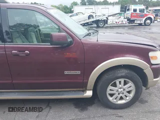 2006 Ford Explorer Eddie Bauer z VIN 1FMEU64E36UB54833, wystawiony jako IAAI lot #39599593 z przebiegiem 152 411 mil mil oraz . Historia ofert i sprzedaży dostępna na DreamBid. Obrazek 1.