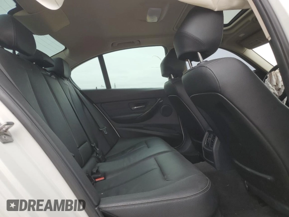 2013 BMW 3 Series 320i xDrive with VIN WBA3C3C51DF978651, listed as a Copart auction lot 58507915 with 117,025 mi miles and Salvage title. Bid and sale history available at DreamBid. Image 10.
