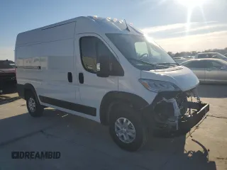 2024 Ram ProMaster Cargo Tradesman with VIN 3C6LRVCG6RE119112, listed as a Copart auction lot 83451864 with 3,941 mi miles and Salvage Title. Bid and sale history available at carsss.com. Image 4.