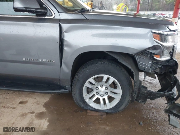 2020 Chevrolet Suburban LT with VIN 1GNSKHKC0LR282818, listed as a IAAI auction lot 41539280 with 116,041 mi miles. Bid and sale history available at carsss.com. Image 6.
