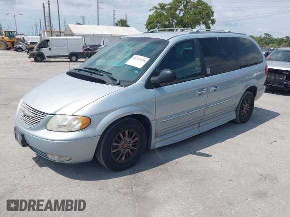 2002 Chrysler Town & Country Limited with VIN 2C8GP64L52R609030, listed as a IAAI auction lot 42222410 with 117,613 mi miles and . Bid and sale history available at DreamBid. Image 2.