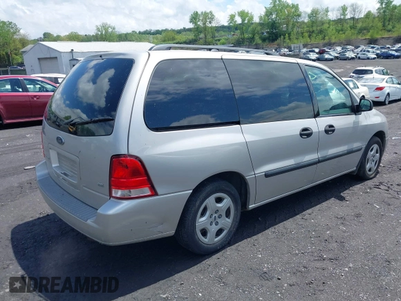 2004 Ford Freestar SE z VIN 2FMDA51694BA26109, wystawiony jako IAAI lot #42207309 z przebiegiem 124 934 mil mil oraz . Historia ofert i sprzedaży dostępna na DreamBid. Obrazek 4.