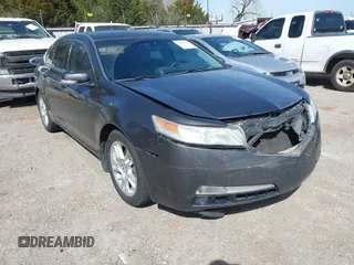 2010 Acura TL Tech with VIN 19UUA8F51AA013966, listed as a IAAI auction lot 41811469 with 178,382 mi miles. Bid and sale history available at carsss.com. Image 1.