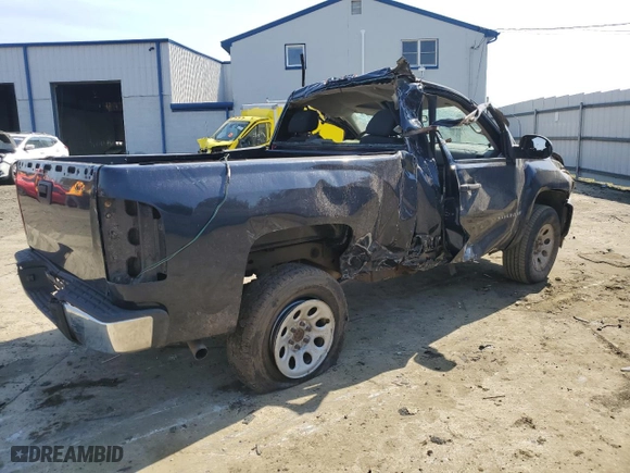 2007 Chevrolet Silverado 1500 Classic Work Truck with VIN 1GCEC14X17Z650388, listed as a Copart auction lot 46940164 with 0 mi miles and Salvage Title. Bid and sale history available at carsss.com. Image 3.