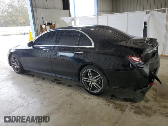2018 Mercedes-Benz E-Class E 300 with VIN WDDZF4JBXJA374002, listed as a Copart auction lot 42376925 with 136,184 mi miles and Salvage Title. Bid and sale history available at carsss.com. Image 2.