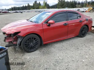 2022 Toyota Camry Hybrid XSE z VIN 4T1K31AK5NU032721, wystawiony jako Copart lot #53397335 z przebiegiem 176 738 mil mil oraz Szkoda całkowita • Salvage title. Historia ofert i sprzedaży dostępna na DreamBid. Obrazek 1.