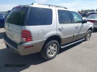 2004 Mercury Mountaineer Convenience with VIN 4M2ZU86W84UJ05710, listed as a IAAI auction lot 42647188 with 174,221 mi miles and . Bid and sale history available at DreamBid. Image 4.