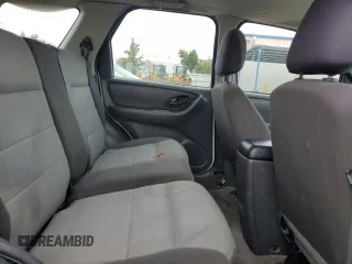 2005 Ford Escape XLS Value with VIN 1FMYU02Z15KC45321, listed as a Copart auction lot 75925824 with 179,408 mi miles and Salvage Title. Bid and sale history available at carsss.com. Image 11.