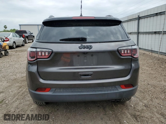 2018 Jeep Compass Latitude z VIN 3C4NJCBB7JT407630, wystawiony jako Copart lot #54610415 z przebiegiem 68 676 mil mil oraz Szkoda całkowita • Salvage title. Historia ofert i sprzedaży dostępna na DreamBid. Obrazek 6.