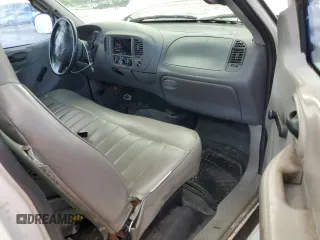2000 Ford F-150 XL with VIN 1FTRF17W7YNA32092, listed as a Copart auction lot 61569914 with Not provided miles and Clean title. Bid and sale history available at DreamBid. Image 8.