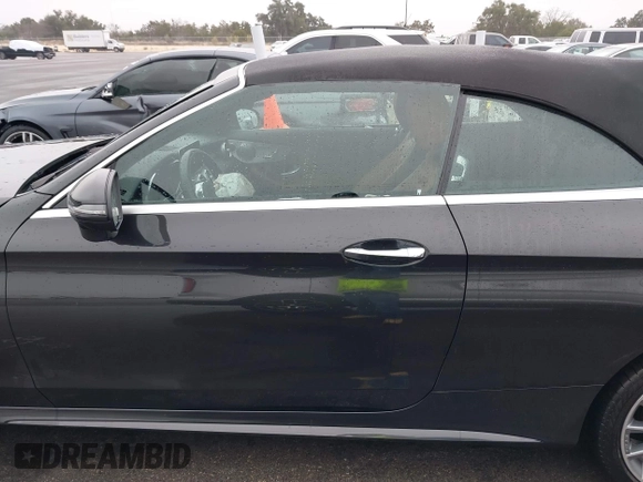 2019 Mercedes-Benz C 300 with VIN WDDWK8DB5KF919156, listed as a IAAI auction lot 41432031 with 39,771 mi miles and . Bid and sale history available at carsss.com. Image 14.