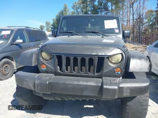 2008 Jeep Wrangler Unlimited X with VIN 1J4GB39138L589300, listed as a IAAI auction lot 41671690 with Not Provided miles and . Bid and sale history available at DreamBid. Image 12.