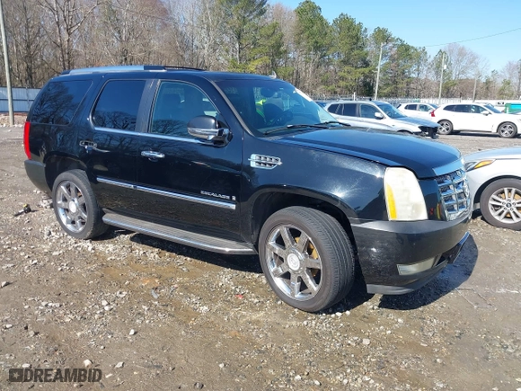 2007 Cadillac Escalade with VIN 1GYFK63817R259783, listed as a IAAI auction lot 41772034 with 314,256 mi miles. Bid and sale history available at carsss.com. Image 1.