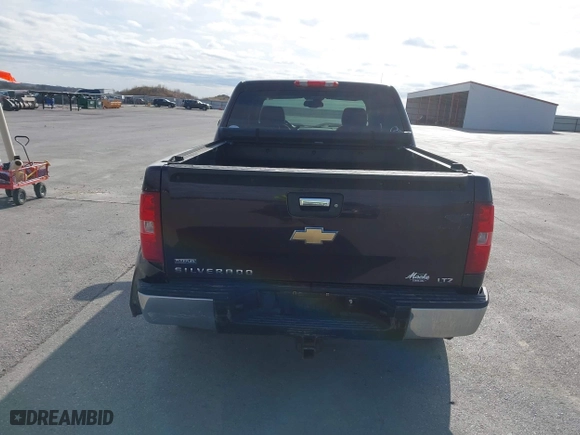 2008 Chevrolet Silverado 1500 LTZ with VIN 2GCEK133081240175, listed as a IAAI auction lot 42024317 with 214,559 mi miles. Bid and sale history available at carsss.com. Image 16.