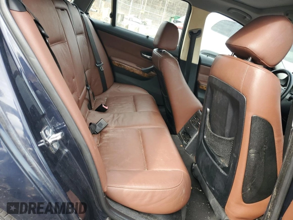 2006 BMW 3 Series 325xi with VIN WBAVT13556KW22517, listed as a Copart auction lot 43342125 with 113,636 mi miles and Salvage title. Bid and sale history available at DreamBid. Image 10.