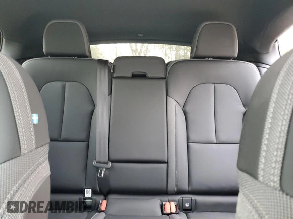 2023 Volvo C40 Core с VIN YV4ED3GK9P2043864, выставлен на аукционе Copart как лот 43547435 с пробегом 10 921 миль миль и Списание • Salvage title. История ставок и продаж доступна на DreamBid. Изображение 10.