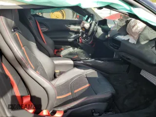 2023 Ferrari SF90 z VIN ZFF95NLAXP0291614, wystawiony jako Copart lot #83805524 z przebiegiem 719 mil mil oraz Szkody całkowita. Historia ofert i sprzedaży dostępna na DreamBid. Obrazek 10.