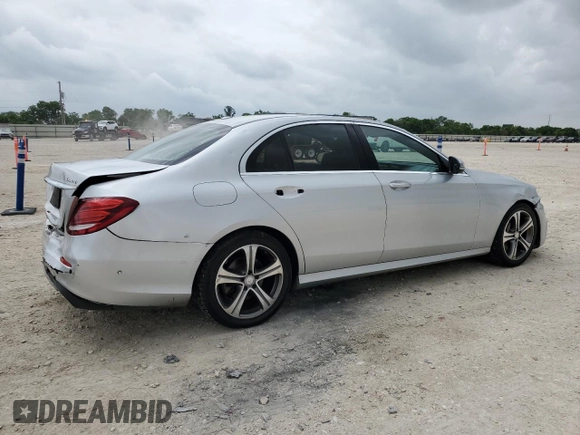 2017 Mercedes-Benz E 300 Luxury with VIN WDDZF4KB9HA111394, listed as a Copart auction lot 54847815 with 130,269 mi miles and Clean Title. Bid and sale history available at DreamBid. Image 3.