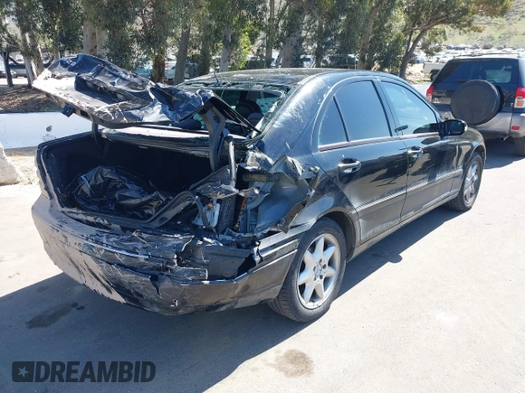 2001 Mercedes-Benz C 320 with VIN WDBRF64J81F020036, listed as a IAAI auction lot 41998198 with 111,407 mi miles and . Bid and sale history available at DreamBid. Image 4.