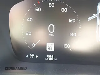 2017 Volvo XC90 Momentum с VIN YV4A22PK7H1175141, выставлен на аукционе IAAI как лот 42326312 с пробегом 79 261 миль миль и . История ставок и продаж доступна на DreamBid. Изображение 15.
