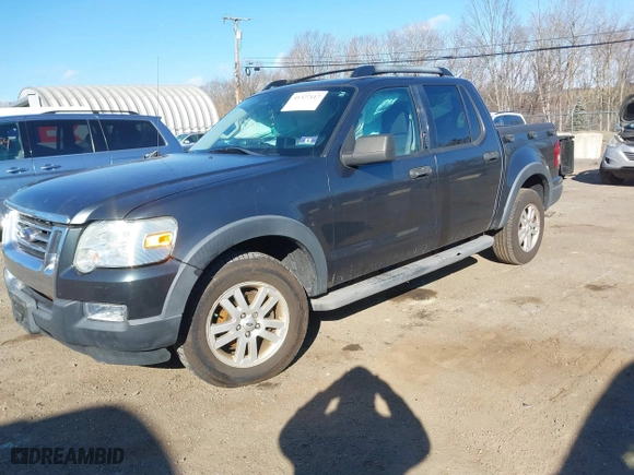 2010 Ford Explorer Sport Trac XLT with VIN 1FMEU5BE1AUA00420, listed as a IAAI auction lot 41327117 with 193,945 mi miles. Bid and sale history available at carsss.com. Image 17.