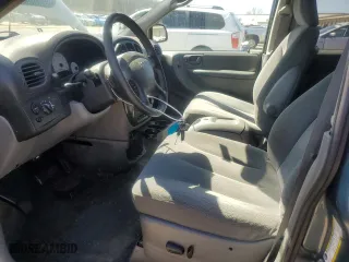 2005 Dodge Caravan SXT with VIN 2D4GP44L25R470391, listed as a Copart auction lot 49151965 with 229,959 mi miles and Salvage Title. Bid and sale history available at carsss.com. Image 7.