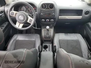 2017 Jeep Compass Sport with VIN 1C4NJCBB4HD141595, listed as a Copart auction lot 84299704 with 83,347 mi miles and Salvage Title. Bid and sale history available at carsss.com. Image 8.