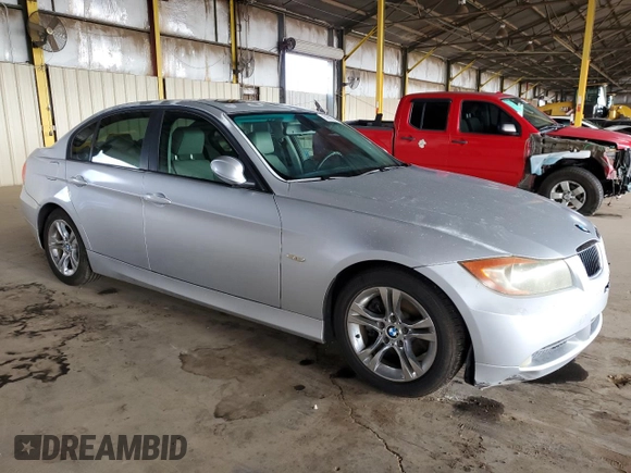 2008 BMW 3 Series 328i z VIN WBAVA33568K053102, wystawiony jako Copart lot #59303305 z przebiegiem 135 179 mil mil oraz Szkoda całkowita • Salvage title. Historia ofert i sprzedaży dostępna na DreamBid. Obrazek 4.