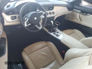 2011 BMW Z4 sDrive30i with VIN WBALM5C55BE378789, listed as a Copart auction lot 73832404 with 0 mi miles and Non Repairable. Bid and sale history available at carsss.com. Image 8.