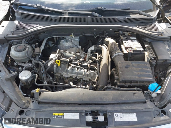 2019 Volkswagen Jetta SEL with VIN 3VWEB7BU7KM193642, listed as a IAAI auction lot 42718572 with 124,633 mi miles and . Bid and sale history available at DreamBid. Image 10.