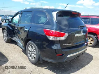 2014 Nissan Pathfinder S z VIN 5N1AR2MM5EC612389, wystawiony jako IAAI lot #42282431 z przebiegiem 73 327 mil mil oraz . Historia ofert i sprzedaży dostępna na DreamBid. Obrazek 3.