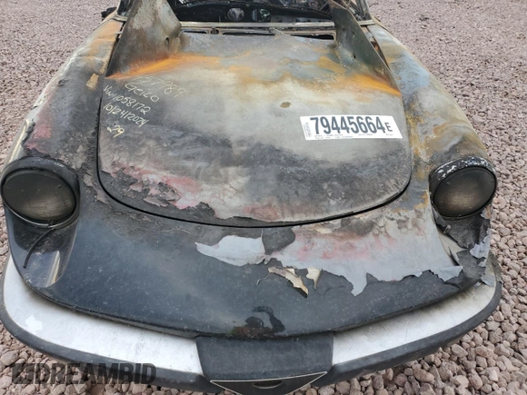 1988 Alfa Romeo Spider z VIN ZARBA5585J1058172, wystawiony jako Copart lot #79445664 z przebiegiem Nie podano mil oraz Nie do naprawy • Non repairable. Historia ofert i sprzedaży dostępna na DreamBid. Obrazek 11.