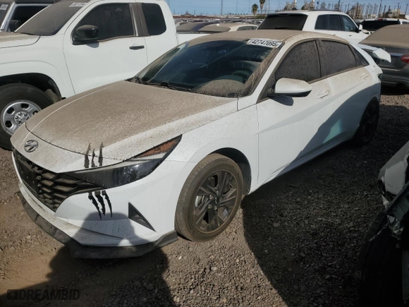 2021 Hyundai Elantra SEL with VIN 5NPLM4AG1MH022604, listed as a Copart auction lot 42747095 with 87,256 mi miles and Salvage Title. Bid and sale history available at carsss.com. Image 1.