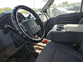 2015 Ford F-250 Lariat с VIN 1FT7W2B68FED12248, выставлен на аукционе IAAI как лот 42568032 с пробегом 301 100 миль миль и . История ставок и продаж доступна на DreamBid. Изображение 17.