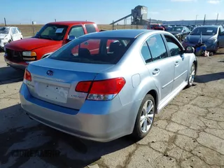 2013 Subaru Legacy Premium z VIN 4S3BMCC69D3044310, wystawiony jako IAAI lot #41518030 z przebiegiem 128 472 mil mil oraz . Historia ofert i sprzedaży dostępna na DreamBid. Obrazek 4.