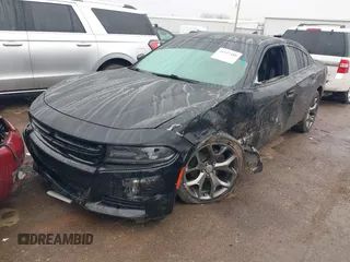 2015 Dodge Charger SXT z VIN 2C3CDXHG3FH754224, wystawiony jako IAAI lot #41527488 z przebiegiem 162 116 mil mil oraz . Historia ofert i sprzedaży dostępna na DreamBid. Obrazek 17.