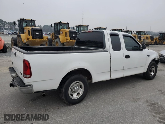 2000 Ford F-150 XL с VIN 1FTZX1725YNB58607, выставлен на аукционе Copart как лот 48706575 с пробегом 286 898 миль миль и Списание • Salvage title. История ставок и продаж доступна на DreamBid. Изображение 3.