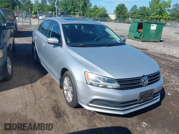 2015 Volkswagen Jetta SE с VIN 3VWD17AJ4FM323906, выставлен на аукционе IAAI как лот 42543996 с пробегом 88 382 миль миль и . История ставок и продаж доступна на DreamBid. Изображение 1.