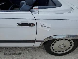 1988 Mercedes-Benz 560 560SL with VIN WDBBA48D3JA086077, listed as a Copart auction lot 77017824 with 169,123 mi miles and Salvage Title. Bid and sale history available at carsss.com. Image 12.