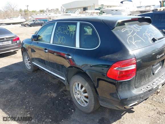 2008 Porsche Cayenne with VIN WP1AA29P98LA06837, listed as a IAAI auction lot 41837993 with 999,999 mi miles. Bid and sale history available at carsss.com. Image 3.