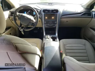 2019 Ford Fusion Hybrid SE with VIN 3FA6P0LU1KR101609, listed as a Copart auction lot 40055833 with 58,970 mi miles. Bid and sale history available at carsss.com. Image 8.