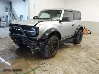 2022 Ford Bronco with VIN 1FMDE5CP3NLB40814, listed as a IAAI auction lot 41578527 with NaN miles. Bid and sale history available at carsss.com. Image 17.