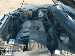 2005 Toyota Highlander с VIN JTEGP21A550057956, выставлен на аукционе IAAI как лот 42921011 с пробегом 213 834 миль миль и . История ставок и продаж доступна на DreamBid. Изображение 13.