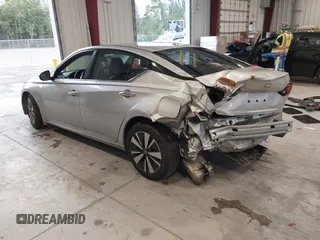 2019 Nissan Altima 2.5 SL with VIN 1N4BL4EV8KC216553, listed as a IAAI auction lot 41365870 with 60,091 mi miles. Bid and sale history available at carsss.com. Image 3.