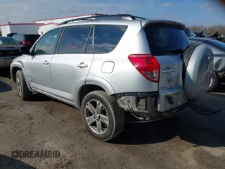 2008 Toyota RAV4 Sport with VIN JTMBK32V686042551, listed as a IAAI auction lot 41537816 with 246,477 mi miles. Bid and sale history available at carsss.com. Image 3.