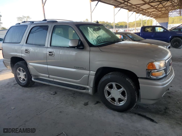 2006 GMC Yukon Denali with VIN 1GKEK63U16J161398, listed as a Copart auction lot 74919984 with 171,796 mi miles and Salvage Title. Bid and sale history available at carsss.com. Image 4.