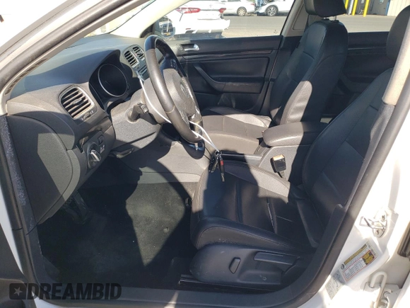 2011 Volkswagen Jetta TDI with VIN 3VWPL7AJ4BM666913, listed as a Copart auction lot 61019635 with 155,950 mi miles and Clean title. Bid and sale history available at DreamBid. Image 7.