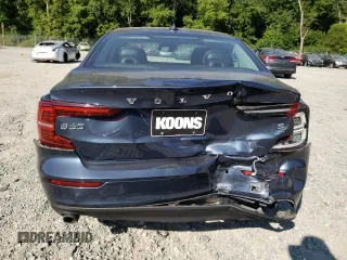 2020 Volvo S60 Momentum with VIN 7JR102FKXLG035666, listed as a Copart auction lot 65343823 with 25,982 mi miles. Bid and sale history available at carsss.com. Image 6.